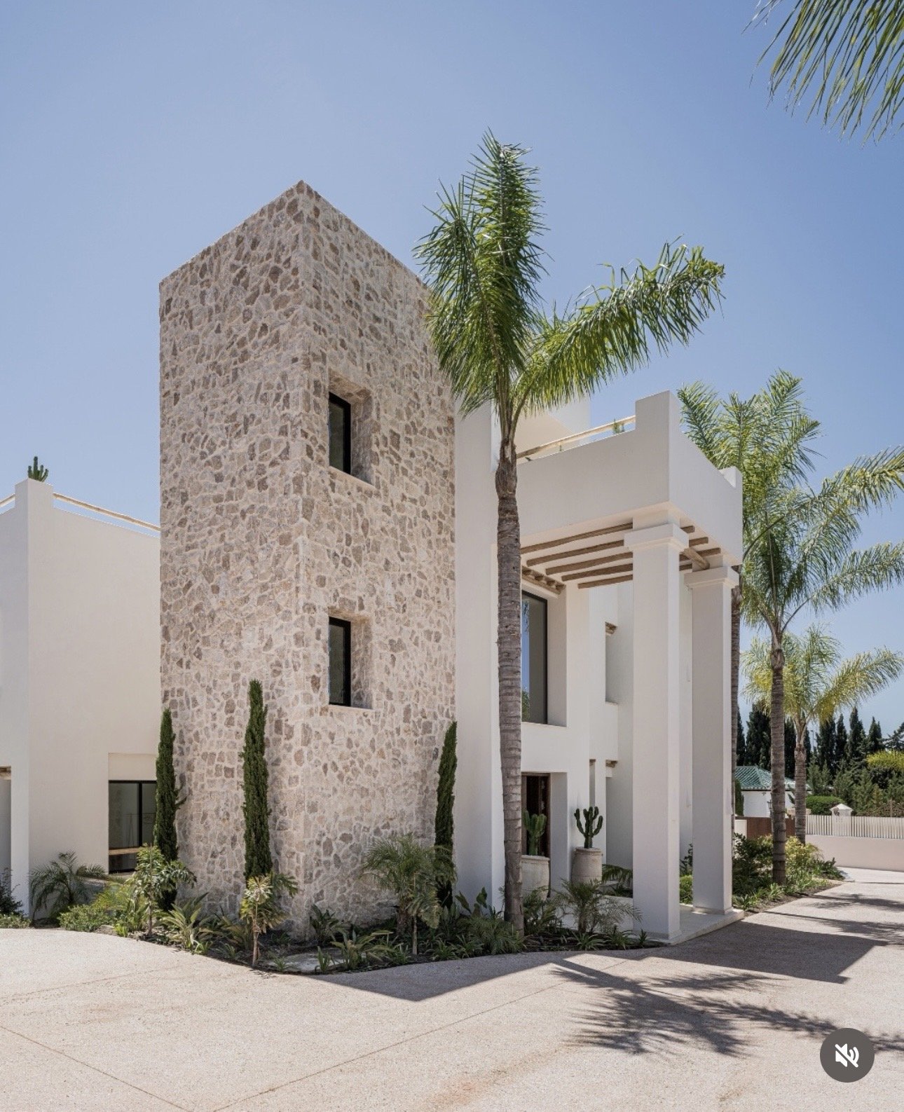 Référence d’inspiration : façades & matières minérales, image 1